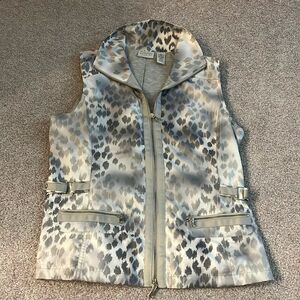Chico’s Zenergy Animal Print Vest new without tags